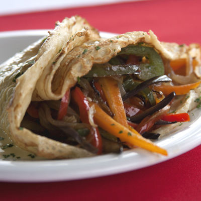 Crepe con verduras salteadas